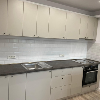 mobila-bucatarie-comanda